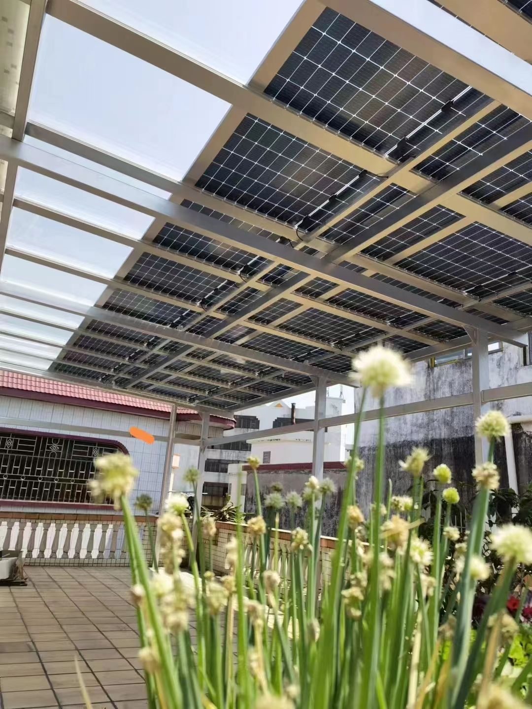 启东别墅家用屋顶太阳能发电系统安装